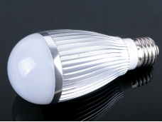 E27 7x1W White LED Energy-saving Lamp